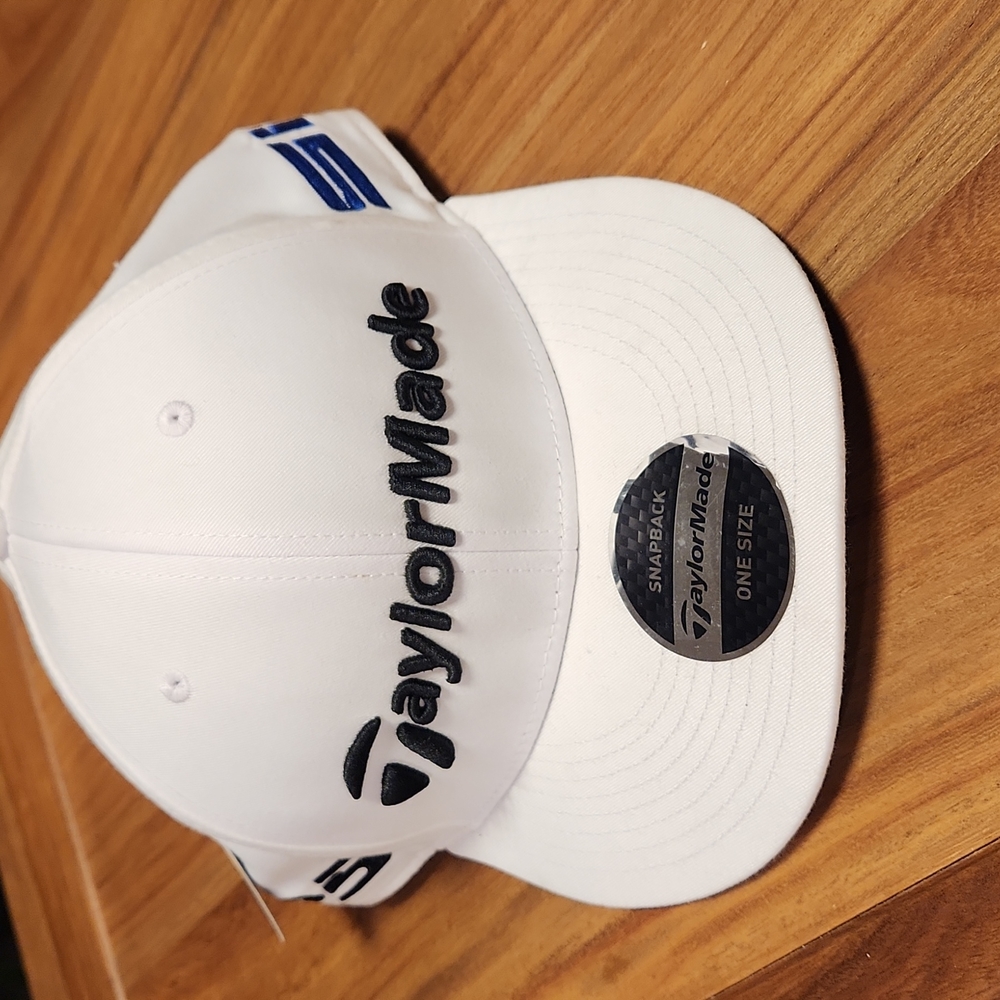 NWT TaylorMade snapback hat